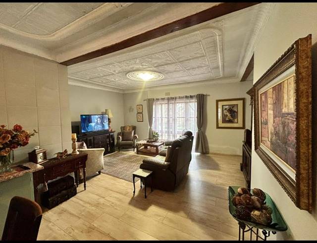 5 BEDROOM HOUSE FOR SALE IN DUNNOTTAR